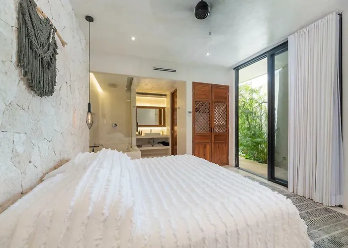 Lagú Masterpiece Jungle 5br Pool&spa Villa *